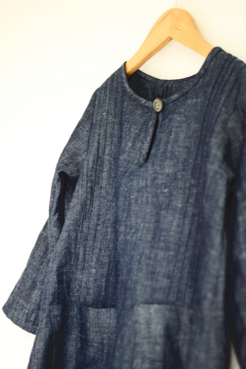 Monday Outfit: Indigo Pintucks + Mustard Stripes – Sanae Ishida
